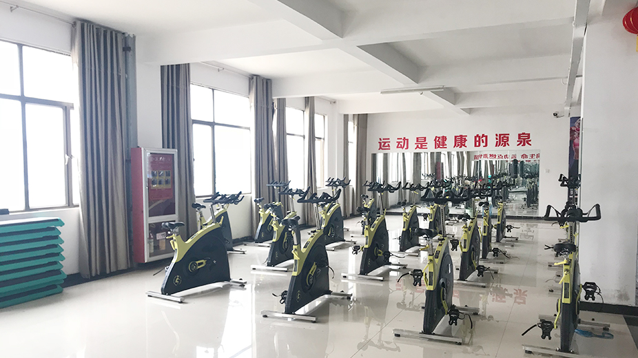 健身房動(dòng)感單車教室