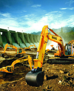 學(xué)手藝 挖掘機(jī)是個(gè)不錯(cuò)的選擇